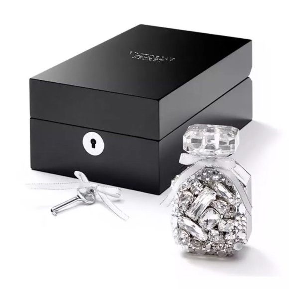 Sale!!❤️Over 50% off Burberry & more!! - Picture 12 of 12